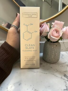 Clean Skin Club Clean Slate Clearing Mist – Beige